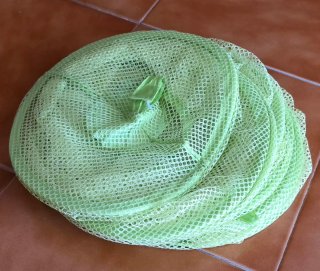 Cesta colgante para juguetes. Ikea.