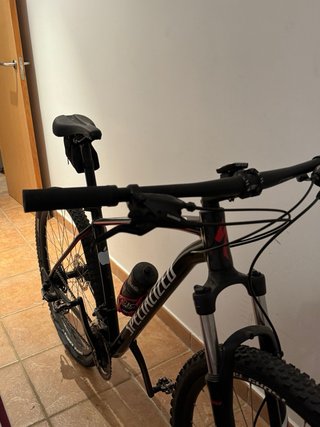 Bicicleta Specialized Rockhopper L 29 581 km