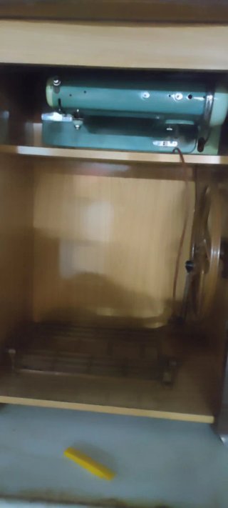 Máquina de coser Alfa