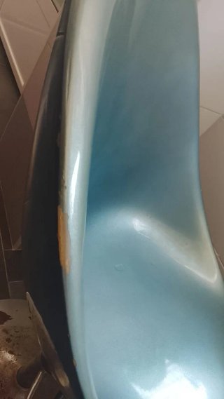 Silla alta regulable azul y plateada 15€