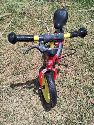 Bici sin pedales Puky roja (2-4 años)