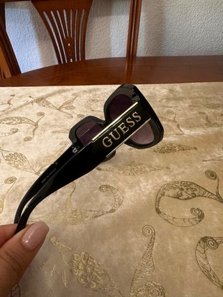 Gafas de sol Guess negras