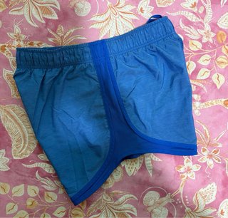 Pantalón corto Nike azul