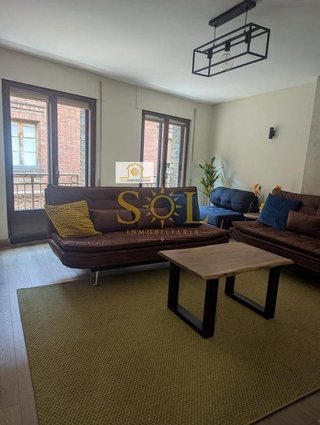 Piso en venta en Casco Antiguo en León