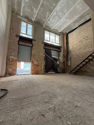 Local comercial en venta en La Roqueta en Valencia