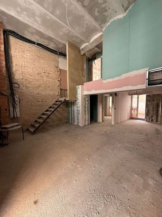 Local comercial en venta en La Roqueta en Valencia