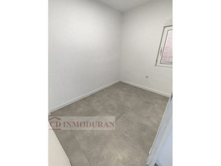 Piso en venta en Juan XXIII en Alicante