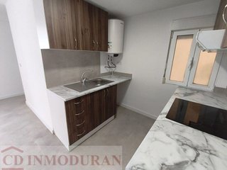Piso en venta en Juan XXIII en Alicante