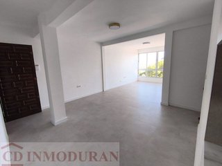 Piso en venta en Juan XXIII en Alicante