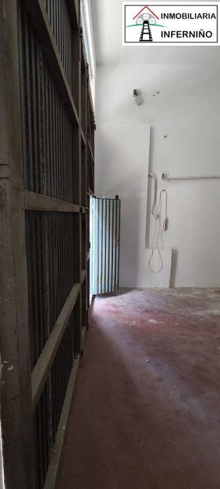 Local comercial en venta en Porta Nova en Ferrol