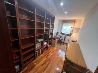 Piso en venta en Centro en Gijón