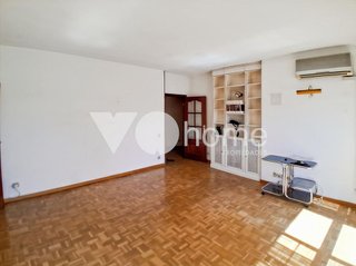 Piso en venta en Media Legua en Madrid