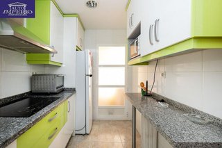 Piso en venta en Camino de Ronda - Rosaleda en Granada