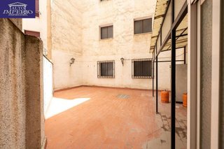 Piso en venta en Camino de Ronda - Rosaleda en Granada