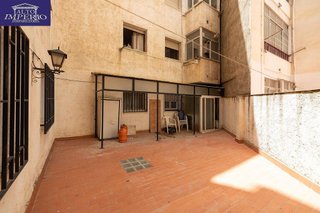Piso en venta en Camino de Ronda - Rosaleda en Granada