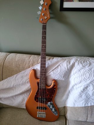 Bajo Harley Benton JB-25TH Firemist + Funda
