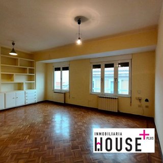 Piso en venta en Centro en Avilés