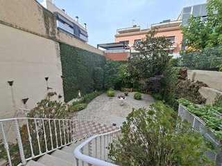 Chalet en alquiler en Centre en Badalona