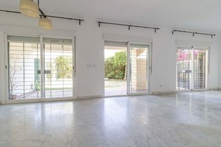 Casa adosada en venta en Zona Colegio Europa en Espartinas