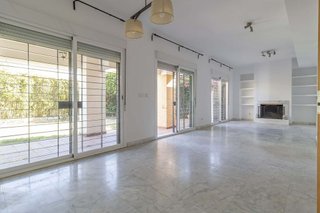 Casa adosada en venta en Zona Colegio Europa en Espartinas