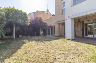 Casa adosada en venta en Zona Colegio Europa en Espartinas