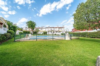 Casa adosada en venta en Centro en Alhaurín de la Torre