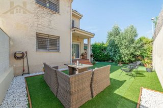 Casa pareada en venta en Esquivias