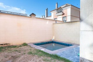 Casa adosada en venta en Barrio Alto en San Juan de Aznalfarache