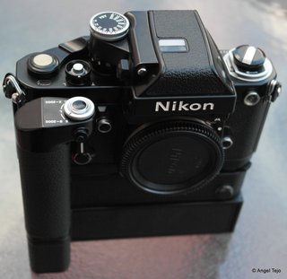 Nikon F2A con motor