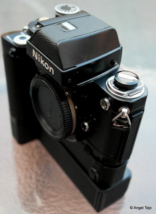 Nikon F2A con motor