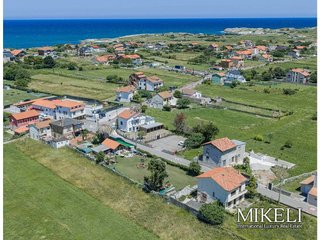 Chalet en venta en Valdenoja - La Pereda en Santander