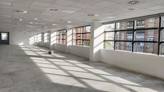 Oficina en alquiler en La Paz en Madrid