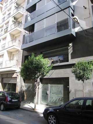 Local comercial en alquiler en Yecla