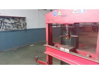 Nave industrial en alquiler en Poleares en Lucena