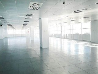 Oficina en alquiler en Salvador en Madrid