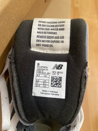 Tenis New Balance 574 sin usar