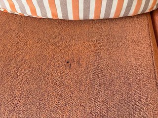 Sofá Chaise Longue tela marrón y naranja