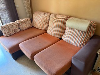 Sofá Chaise Longue tela marrón y naranja