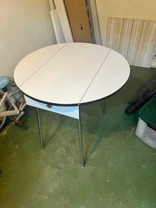Mesa auxiliar redonda vintage