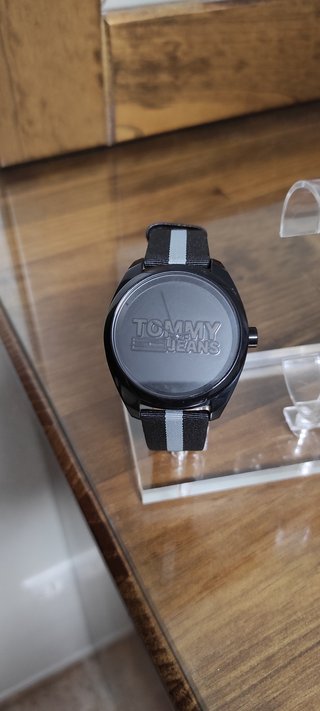Reloj Tommy Jeans Negro y Gris