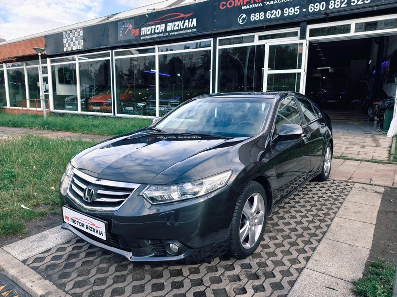 Honda Accord 2.2 i-DTEC Elegance - foto 1
