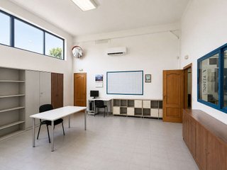 Nave industrial en venta en Humanes de Madrid