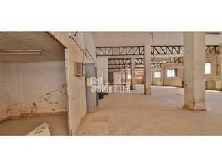 Local comercial en venta en Benetússer