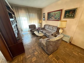 Piso en venta en Valderas - Los Castillos en Alcorcón