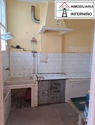 Piso en venta en Centro en Ferrol