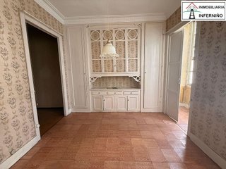 Piso en venta en Centro en Ferrol