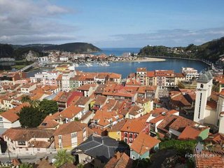 Chalet en venta en Ribadesella