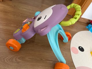 Andador bebé mono Fisher-Price