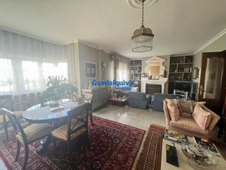 Chalet en venta en La Motilla en Dos Hermanas