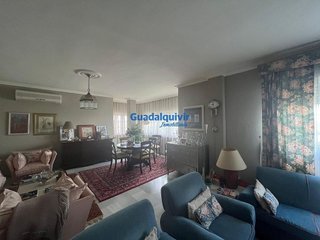 Chalet en venta en La Motilla en Dos Hermanas